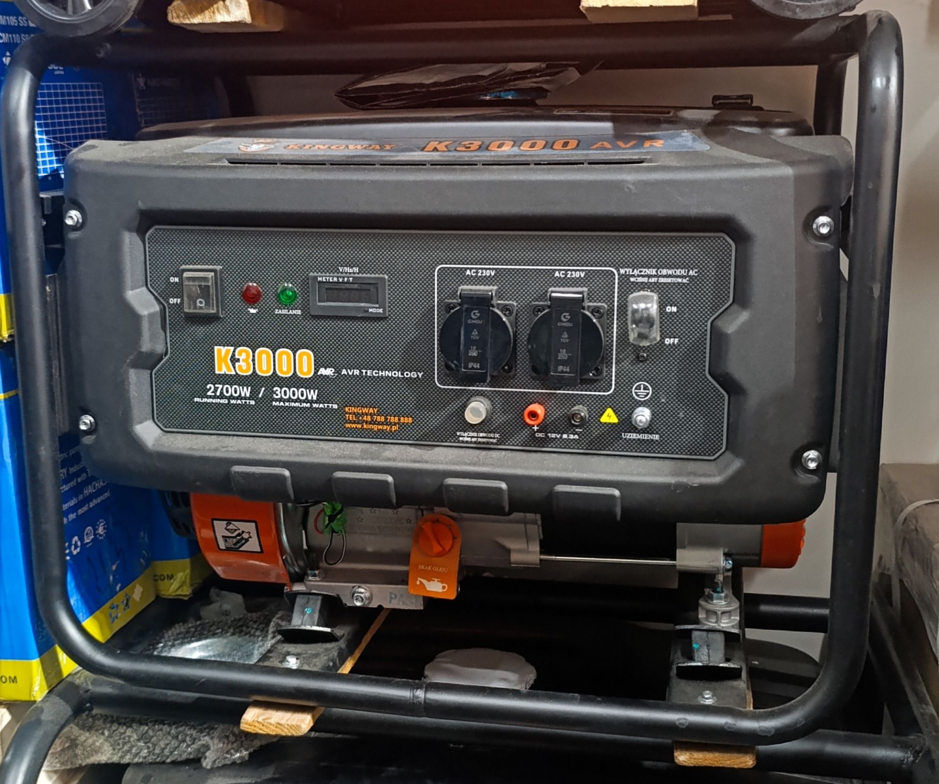 موتور برق بنزینی کینگ وی (kingway) ظرفیت 3 کیلووات مدل K3000AVR چهارزمانه استارتی هندلی